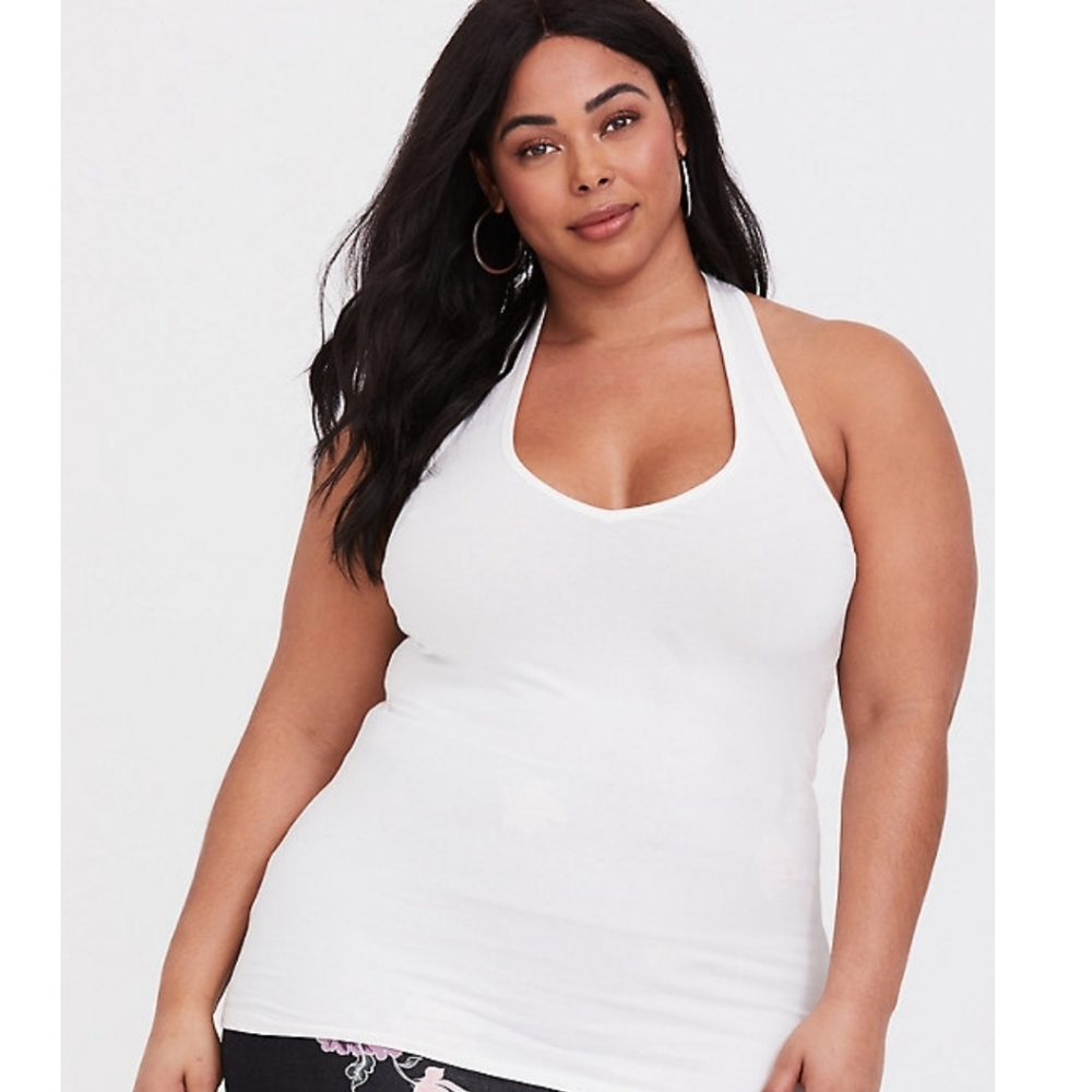 NWT Torrid White Foxy Halter Top Size 0